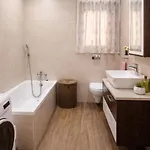 Mellieha Stylish & Modern Close To The 3 Bedroom Family Lejlighed Is-Sellum