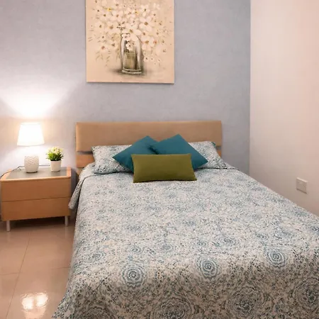 Mellieha Stylish & Modern Close To The 3 Bedroom Family 아파트 Is-Sellum